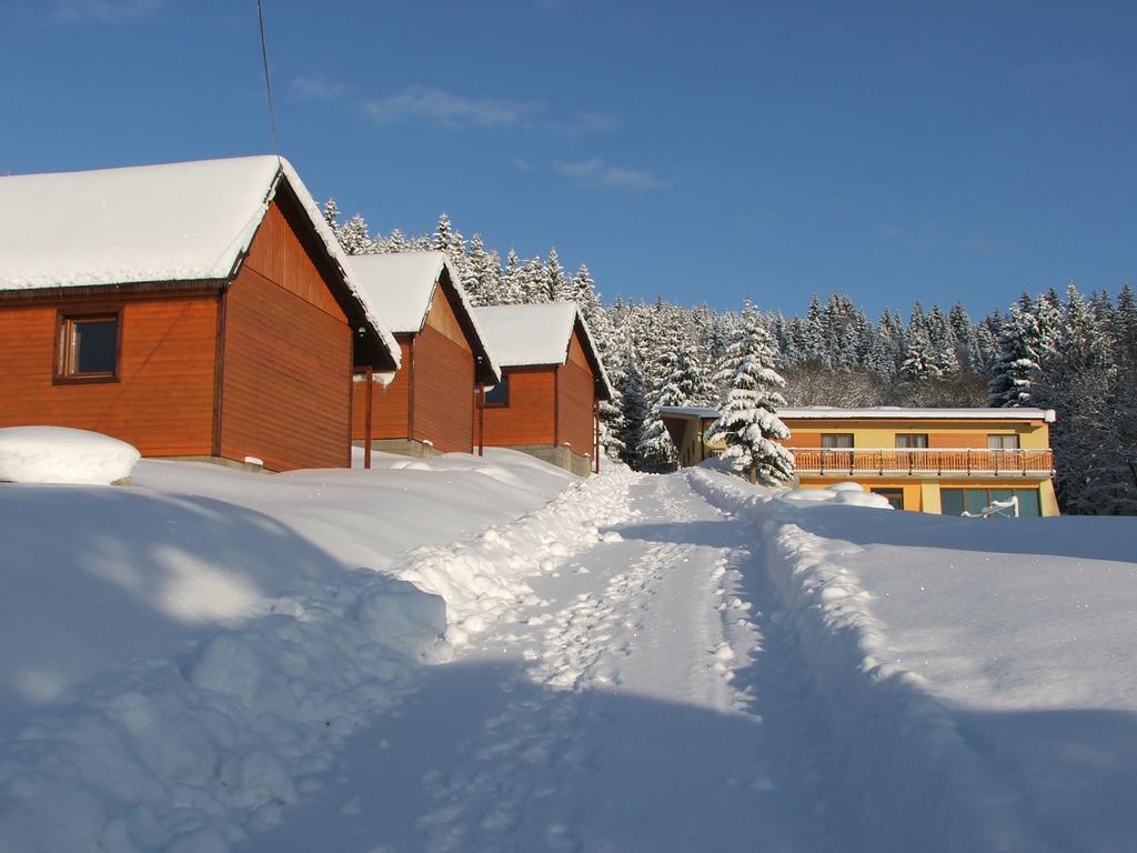 Holiday Park Orava Bungalows Долни Кубин Екстериор снимка